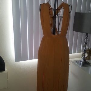 Golden goddess dress, vacay ready